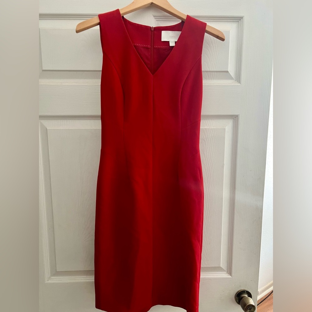 Beautiful Hugo Boss red dress. Size 2/4. Excellent condition (no wear and tear).
